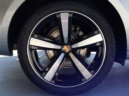 New 2026 Porsche Macan S image 27