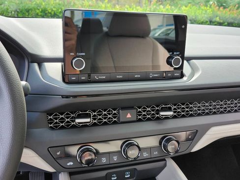 New 2025 Honda Accord SE image 20