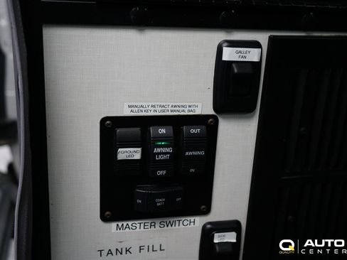 Used 2018 Mercedes-Benz Sprinter 2500 image 24