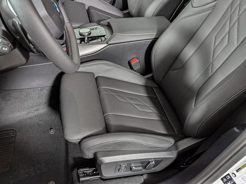 New 2026 BMW X3 xDrive30i AWD/4WD image 14