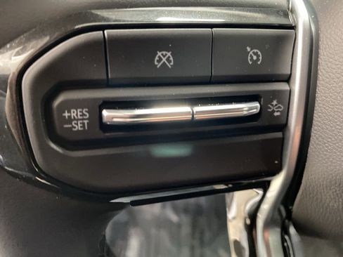 New 2026 Chevrolet Colorado LT image 32