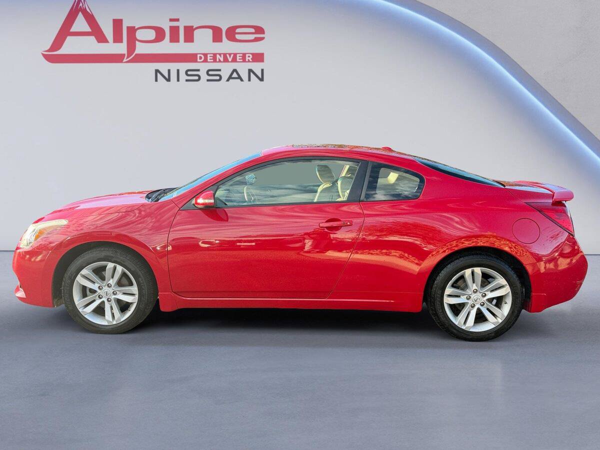Used 2011 Nissan Altima 2.5 S w/ 2.5S Premium Pkg FWD image 2