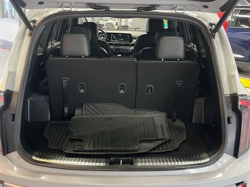 Used 2023 Kia Telluride SX Prestige X-Pro AWD/4WD image 28