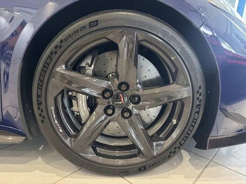 Used 2025 Chevrolet Corvette Z06 w/ Z07 Performance Package image 8
