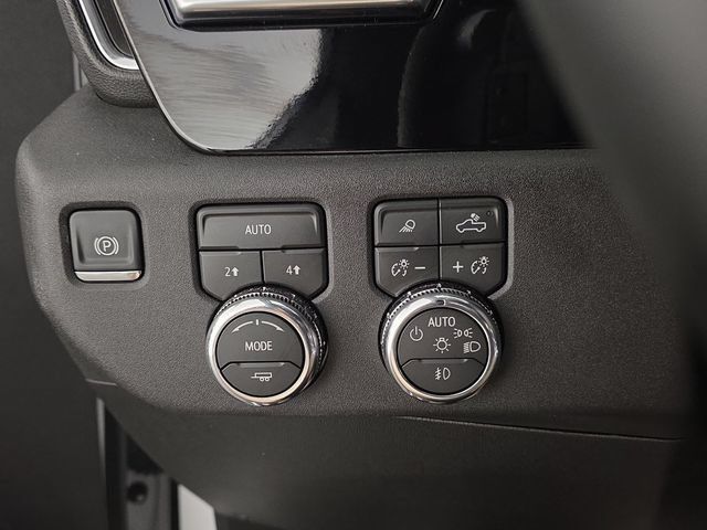 Certified 2026 GMC Sierra 1500 Elevation w/ Preferred Package AWD/4WD image 24