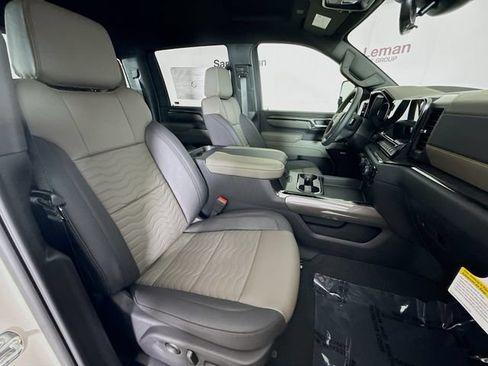 New 2026 Chevrolet Silverado 2500 ZR2 AWD/4WD image 29