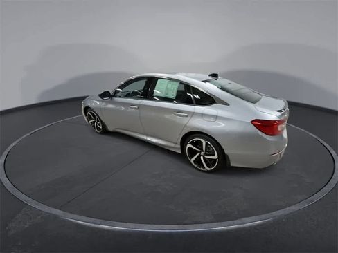 Used 2022 Honda Accord Sport image 6