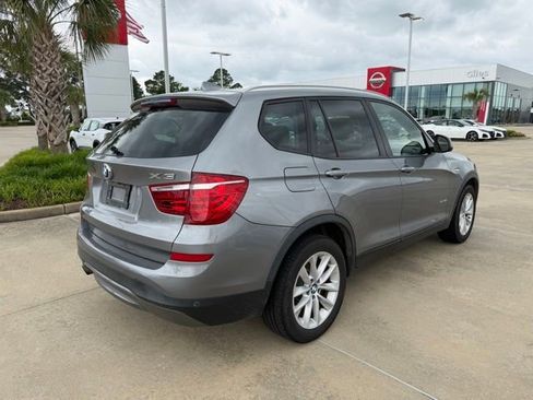 Used 2017 BMW X3 sDrive28i RWD image 5