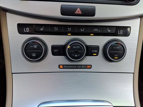 Used 2016 Volkswagen CC R-Line image 22