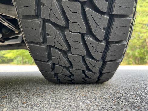 Used 2020 Chevrolet Silverado 1500 LT w/ All-Star Edition image 16