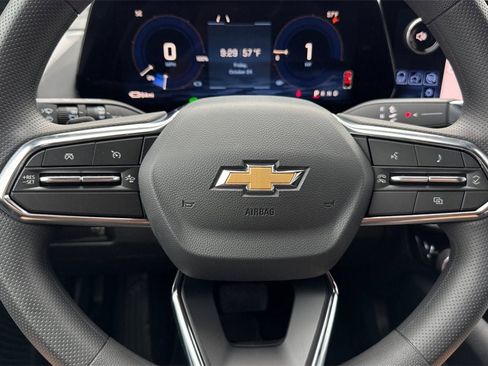 New 2026 Chevrolet Equinox EV LT w/ LPO, Blackout Package image 23