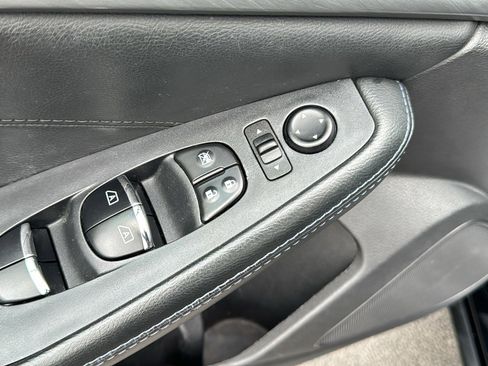 Used 2018 Nissan Maxima 3.5 S FWD image 12