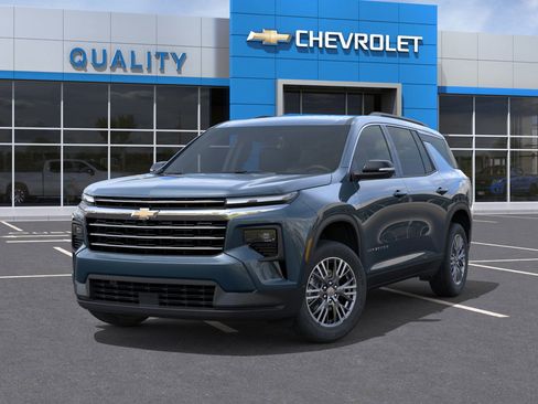 New 2026 Chevrolet Traverse LT image 6