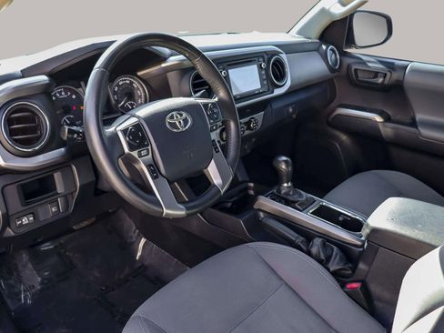 Used 2019 Toyota Tacoma SR5 image 16