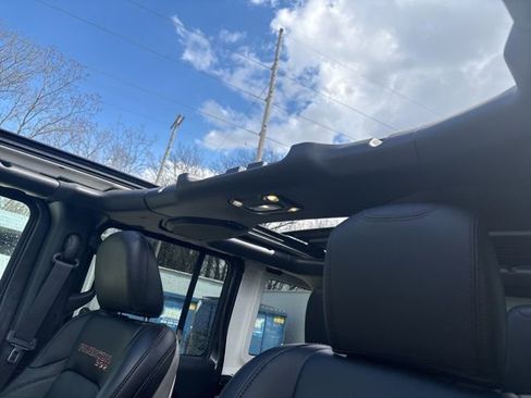 Certified 2022 Jeep Wrangler Unlimited Rubicon w/ Trailer Tow Package AWD/4WD image 47
