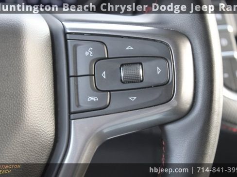 Used 2024 Chevrolet Suburban RST w/ Luxury Package image 18