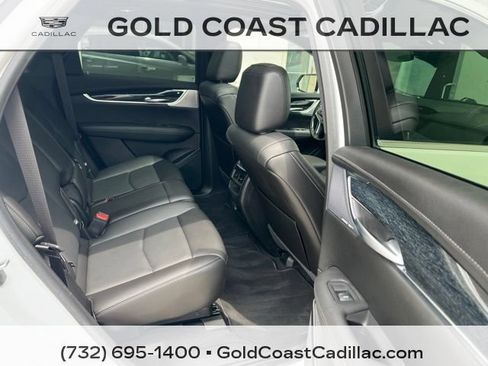 Used 2023 Cadillac XT5 Premium Luxury AWD/4WD image 6