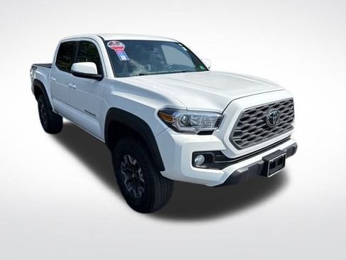 Used 2023 Toyota Tacoma TRD Off-Road image 8