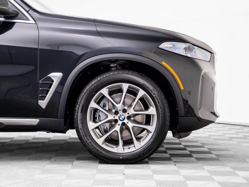 Certified 2026 BMW X5 xDrive50e w/ Executive Package AWD/4WD image 31