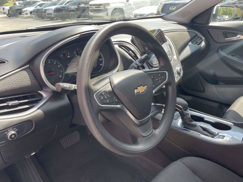 Used 2024 Chevrolet Malibu LT FWD image 6