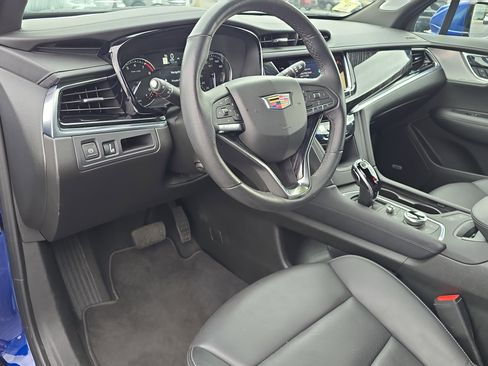 Certified 2025 Cadillac XT6 Premium Luxury image 20