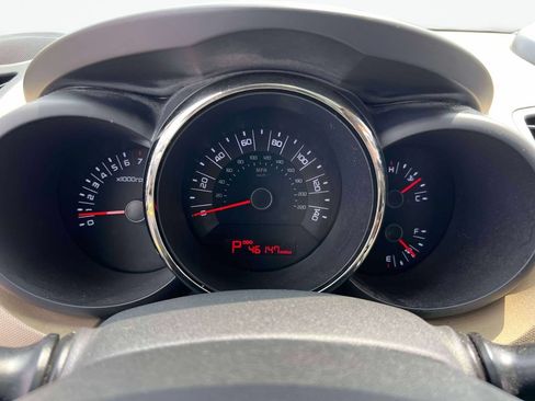 Used 2011 Kia Soul ! FWD image 24