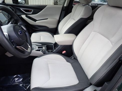Used 2024 Subaru Forester AWD/4WD image 11