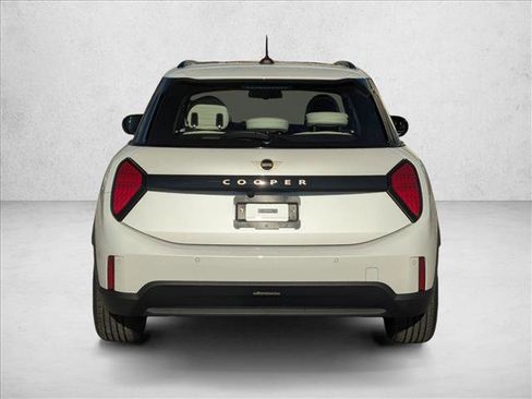 New 2026 MINI Cooper 4-Door Hardtop image 8