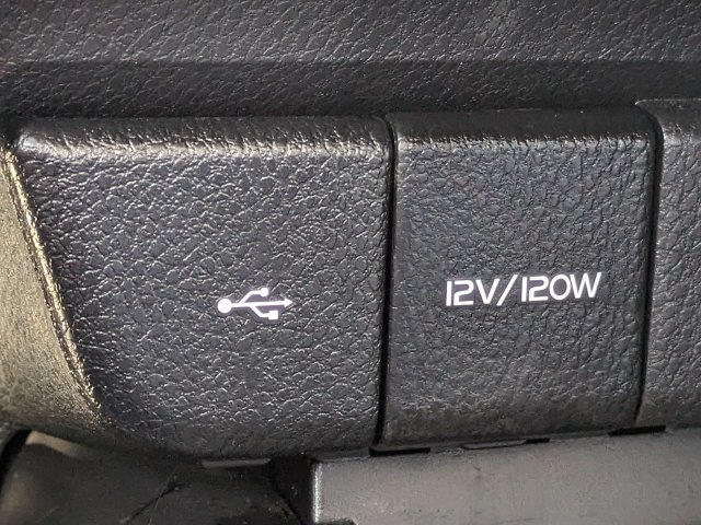 Used 2023 Toyota Camry SE FWD image 21