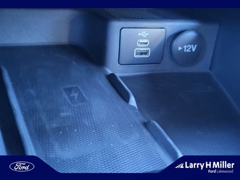 New 2024 Ford Escape SE w/ PHEV Premium Package image 31