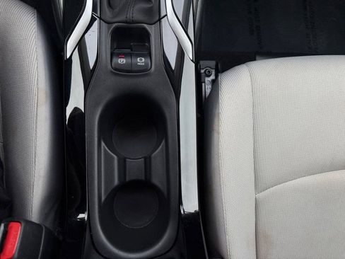 Used 2022 Toyota Corolla LE image 22