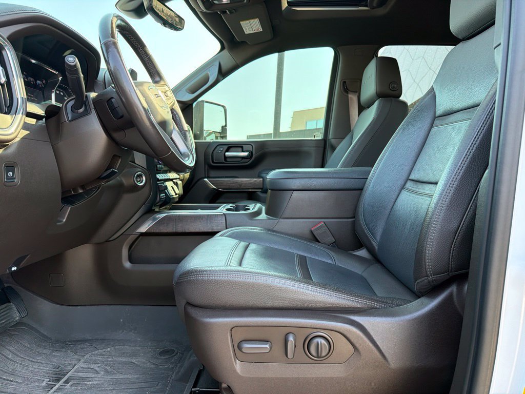 Used 2021 GMC Sierra 2500 Denali w/ Denali Ultimate Package AWD/4WD image 11