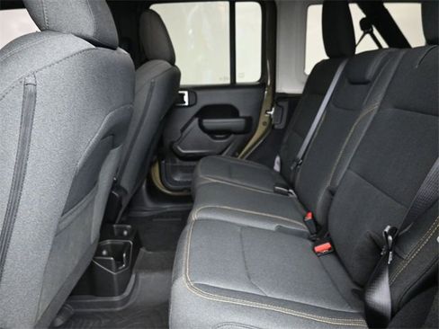 Used 2025 Jeep Wrangler Willys image 18