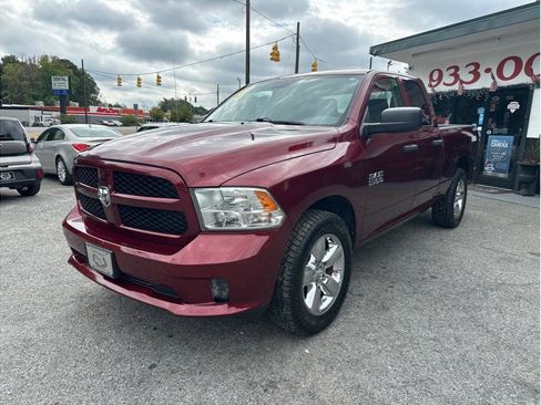 Used 2018 RAM 1500 Express w/ Express Value Package image 3