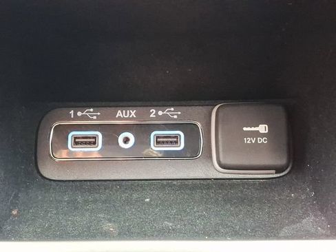 Used 2022 Jeep Grand Cherokee Laredo X AWD/4WD image 24