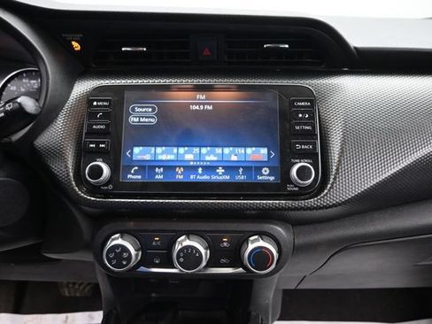 Used 2023 Nissan Kicks SV FWD image 16