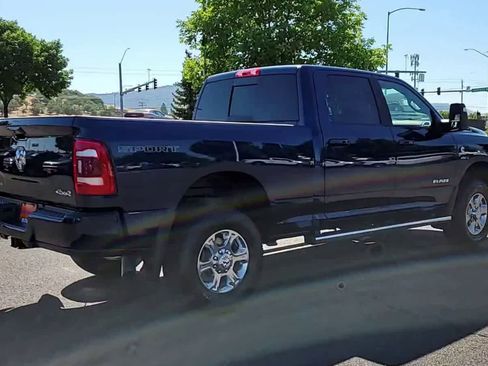 Used 2023 RAM 2500 Big Horn w/ Level B Equipment Group image 8