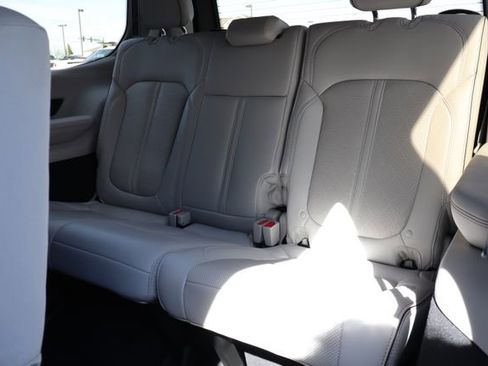 Used 2024 Jeep Grand Wagoneer Series II w/ Convenience Group III AWD/4WD image 53