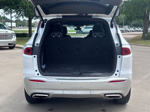 Used 2024 Buick Enclave Premium FWD image 11