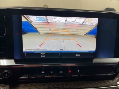 Used 2022 Chevrolet Silverado 1500 LT image 26