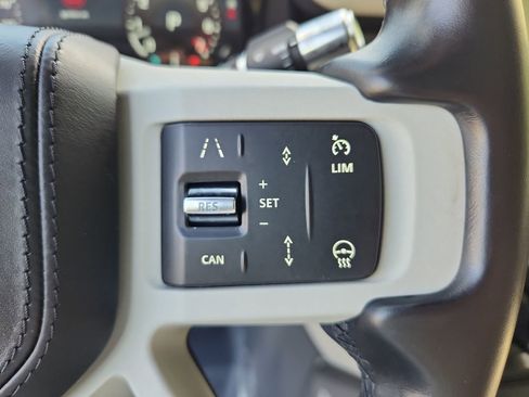 Used 2022 Land Rover Defender 110 XS Edition AWD/4WD image 18