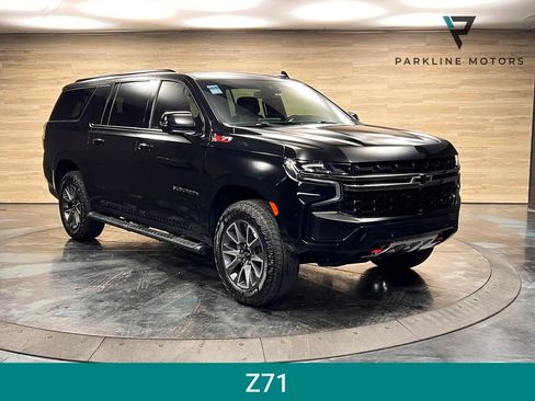 Used 2023 Chevrolet Suburban Z71 w/ Luxury Package AWD/4WD image 1