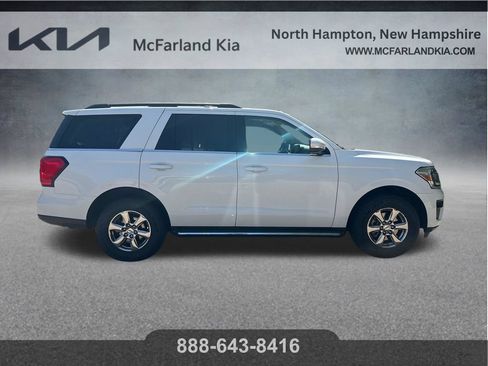 Used 2023 Ford Expedition XLT AWD/4WD image 7