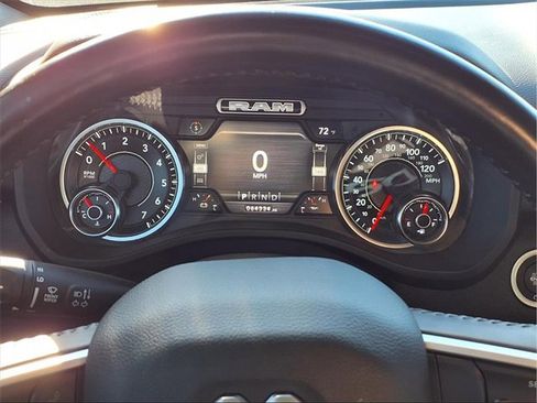 Used 2021 RAM 1500 Big Horn image 14