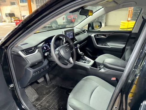 Used 2023 Toyota RAV4 XLE w/ XLE Grade Weather Package AWD/4WD image 30