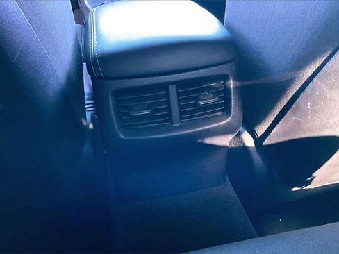 Used 2021 Dodge Challenger R/T image 10