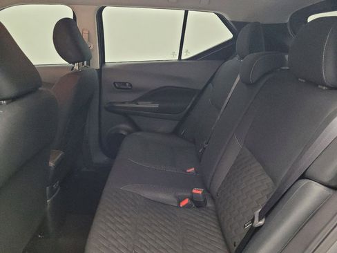 Used 2021 Nissan Kicks S image 18