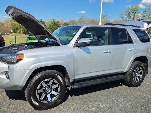 Used 2024 Toyota 4Runner TRD Off-Road image 19