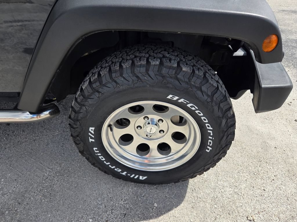 Used 2017 Jeep Wrangler Sport AWD/4WD image 16
