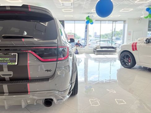 Used 2022 Dodge Durango R/T w/ Tow 'N Go Package AWD/4WD image 14